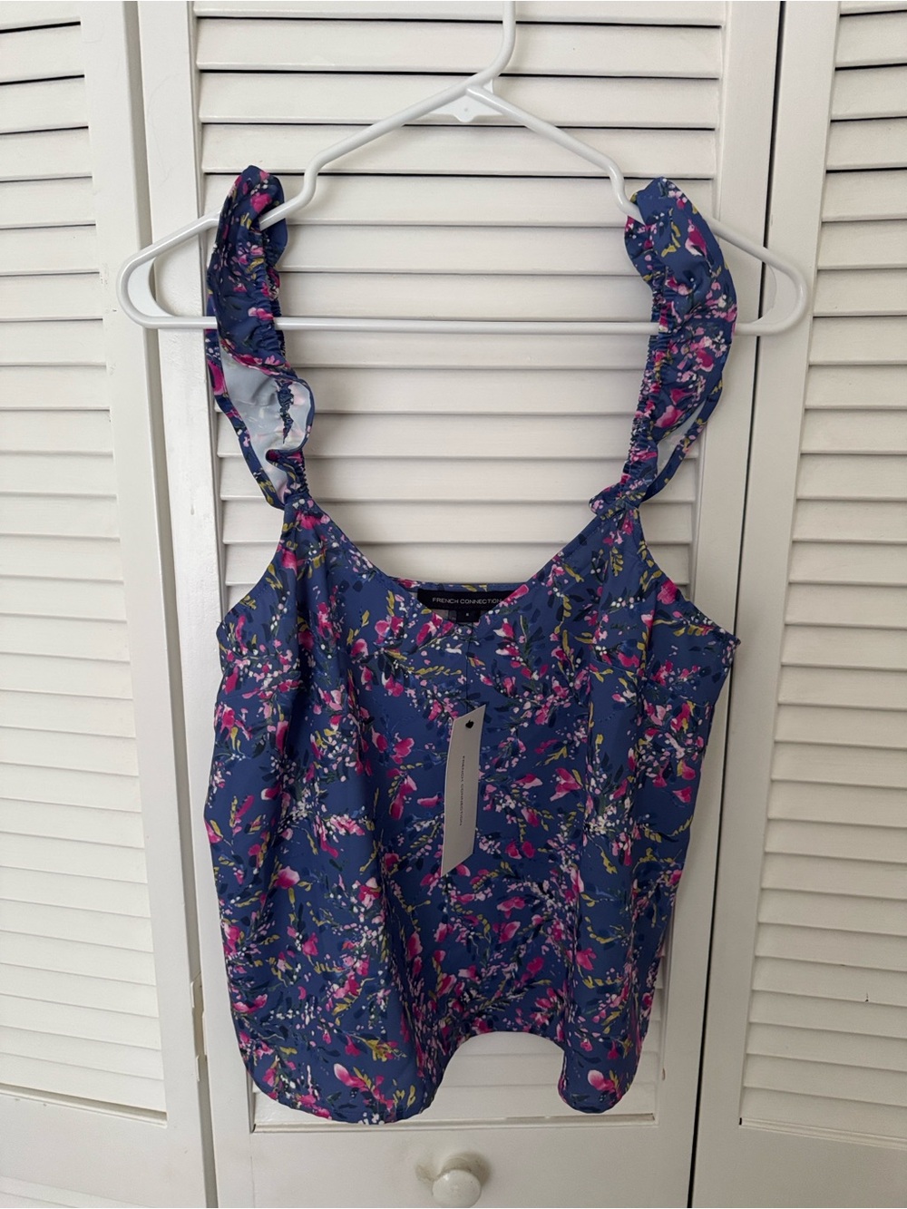 NWT French Connection Navy Floral Ruffle-Strap Camisole Top, Small